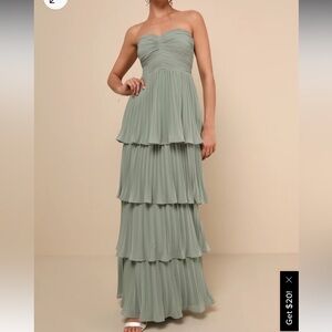 Lulu’s Strapless Tiered Maxi Dress Size S